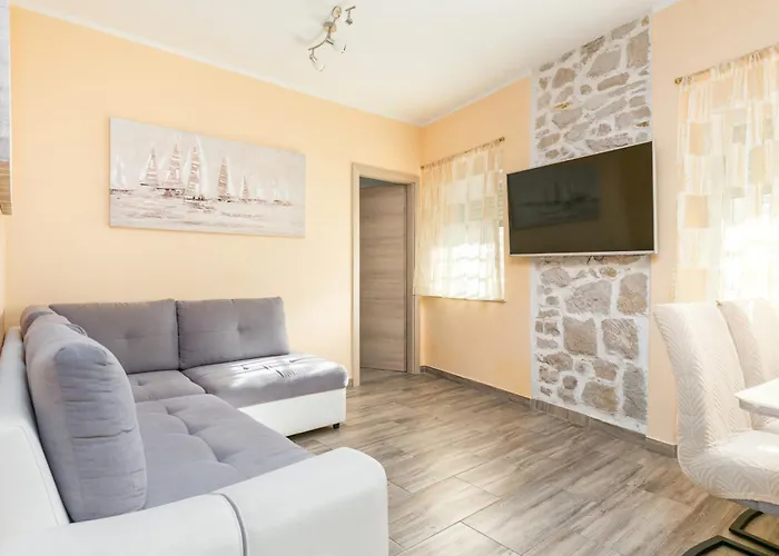 Lägenhet With Wifi - 24915 *