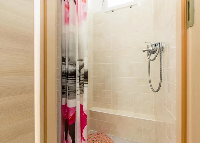 With Wifi - 24915 Lägenhet